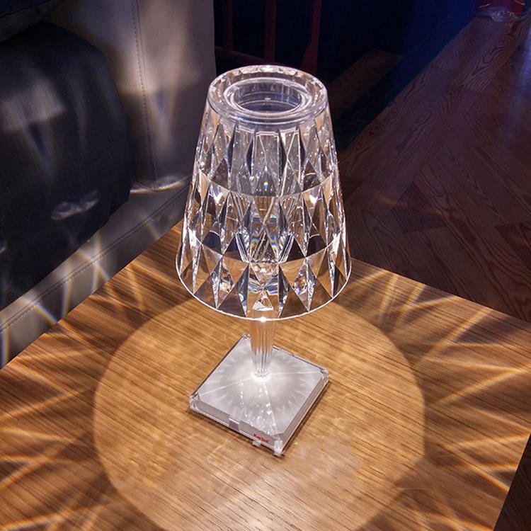 Sparkle Glam Table Lamp